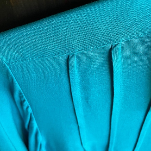 Collections Super Soft Long Sleeve Turquoise Shirt - Women's Large - Picture 8 of 10